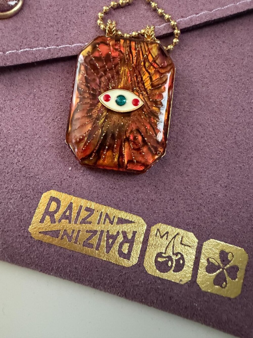 Marie Lichtenberg Raiz'in Scapular